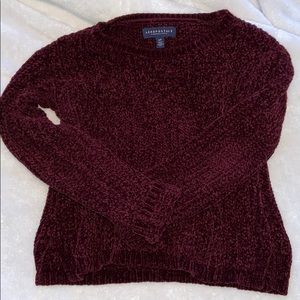 Maroon sweater